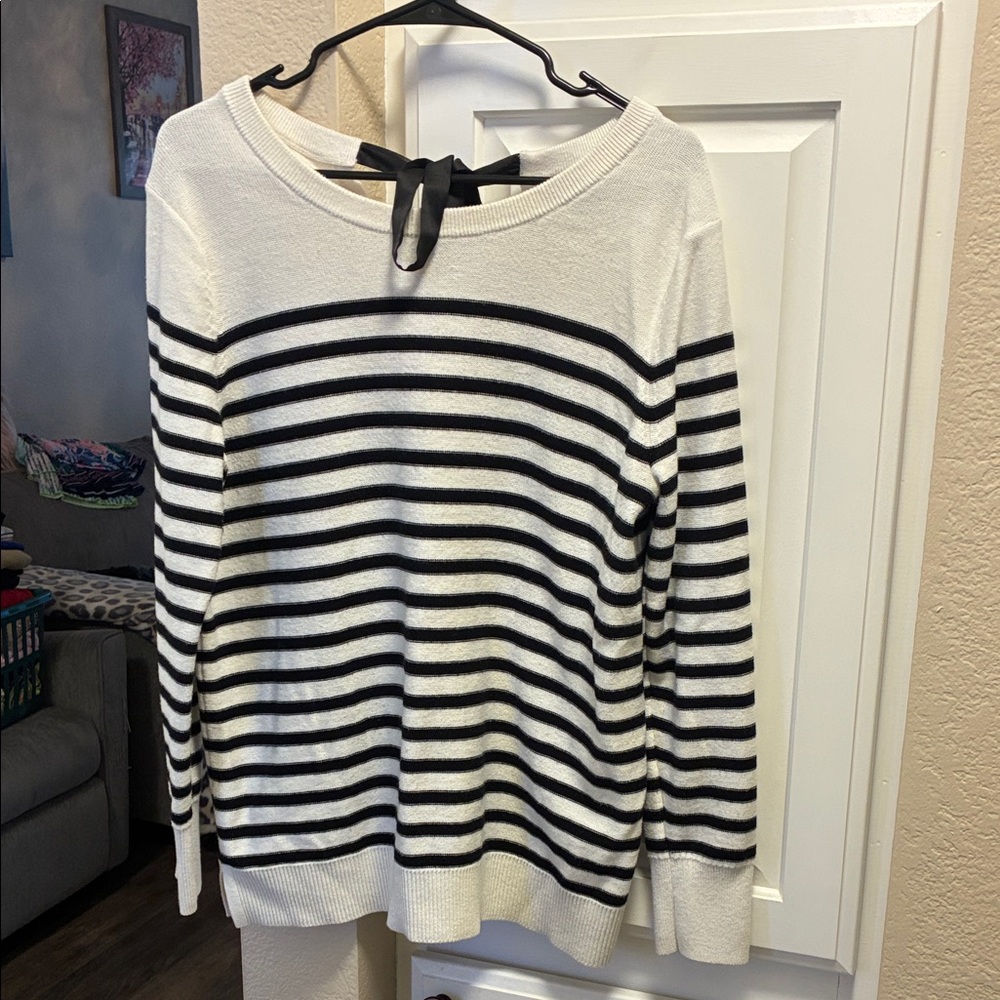 Banana Republic Black and White Striped Women’s Sweater